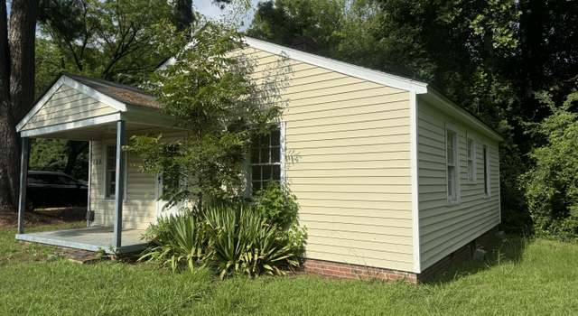 Photo of 809 Stadiem Dr, Kinston, NC 28501