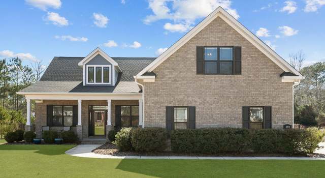 Photo of 692 Crown Pointe Dr, Hampstead, NC 28443