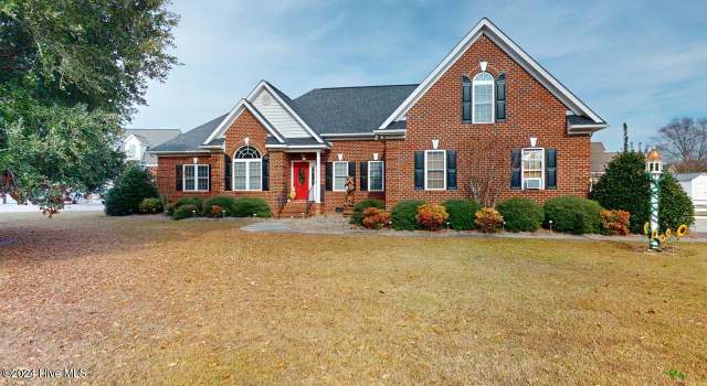 Photo of 203 Pointe Dr, La Grange, NC 28551