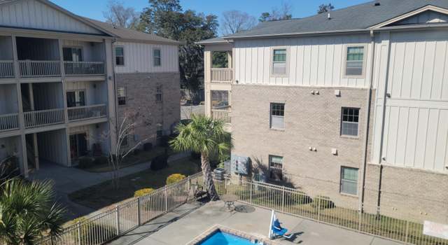 Photo of 123 Covil Ave Apt 302, Wilmington, NC 28403