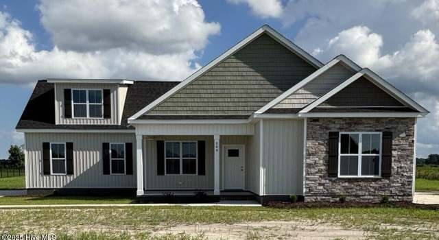 Photo of 569 Workhorse Ln, Ayden, NC 28513