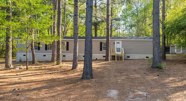 Photo of 111 Meadow Ln, Hoffman, NC 28347