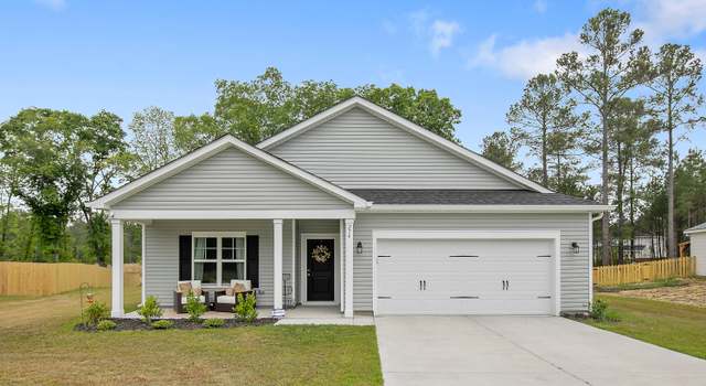 Photo of 276 Lonesome Glory Dr, Raeford, NC 28376