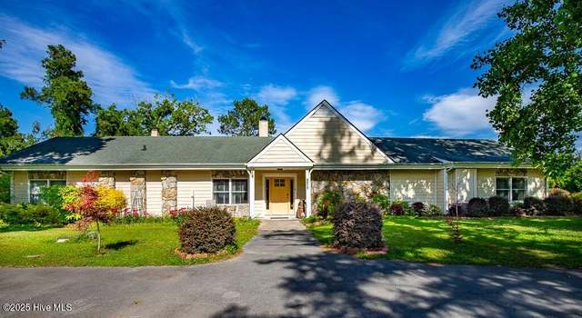 Photo of 4512 Rivershore Dr, New Bern, NC 28560