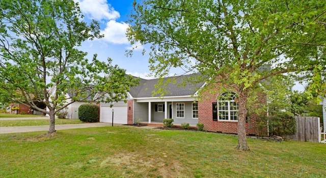 Photo of 612 Fairbluff Dr, Hope Mills, NC 28348
