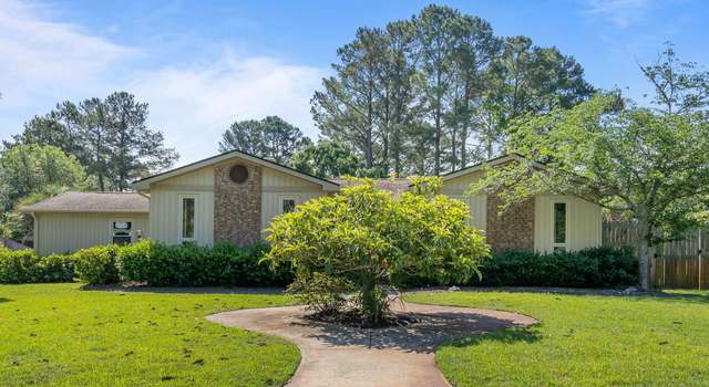 Photo of 327 N Colony Cir, Wilmington, NC 28409