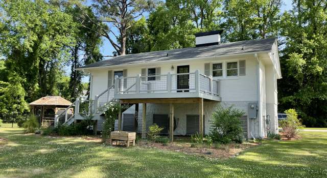 Photo of 514 Bank St, Washington, NC 27889