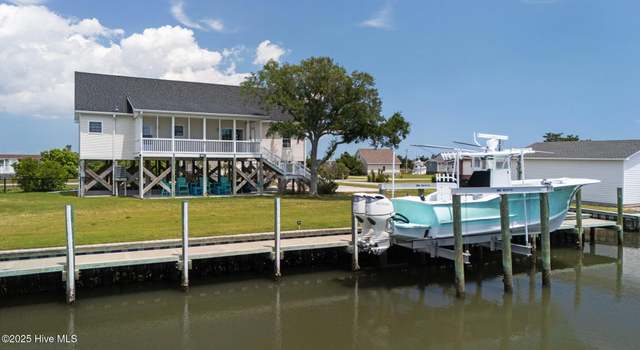 Photo of 122 Westmouth Bay Dr, Harkers Island, NC 28531