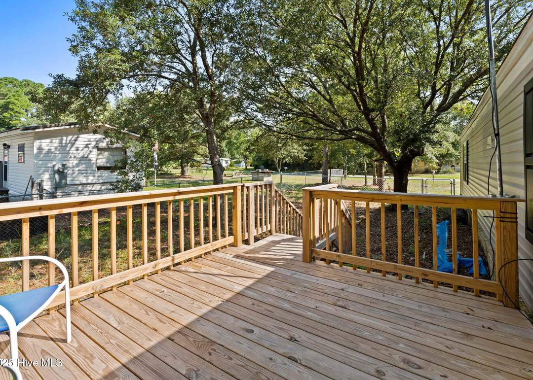 293 Sycamore Rd, Southport, NC 28461