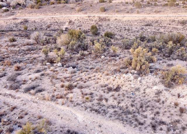 Property at 3325 E Violet Ct, Rimrock, AZ 86335