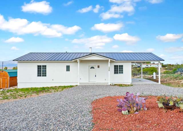 Property at 100 S Blue Heron Dr, Cornville, AZ 86325, 2 beds, 2 baths