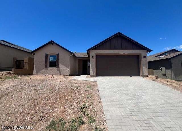 Property at 834 Eugene Rd, Clarkdale, AZ 86324, 3 beds, 2 baths