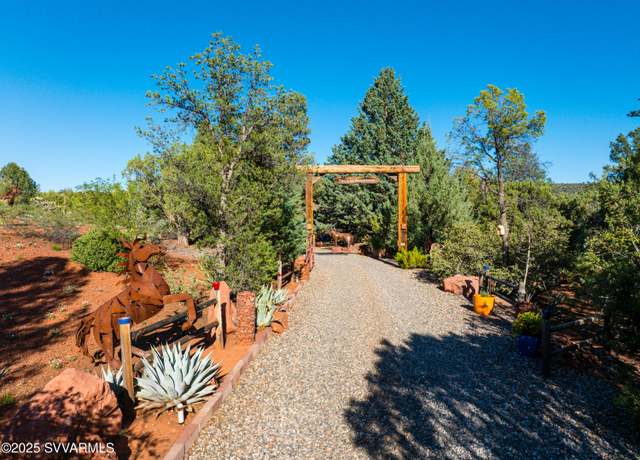 Property at 550 El Camino Rd, Sedona, AZ 86336, 5 beds, 3.5 baths