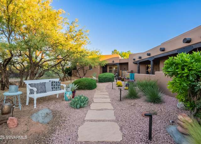Property at 10545 E Creekview Dr, Cornville, AZ 86325, 4 beds, 3.5 baths