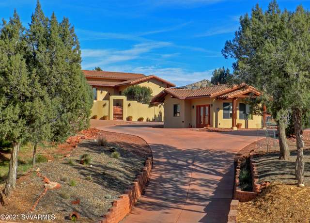 Property at 40 Arabian Dr, Sedona, AZ 86351, 3 beds, 2.5 baths