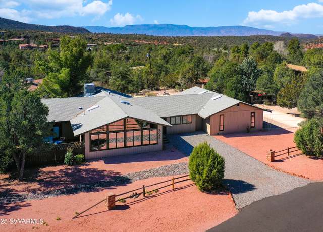 Property at 325 Kachina Dr, Sedona, AZ 86336, 4 beds, 3 baths