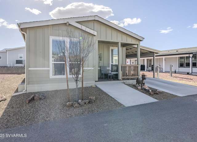 Property at 1102 Nicklaus Dr, Cottonwood, AZ 86326, 3 beds, 2 baths