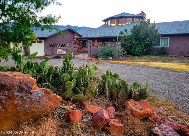 Property at 1986 S Quarterhorse Ln, Camp Verde, AZ 86322, 4 beds, 2.5 baths
