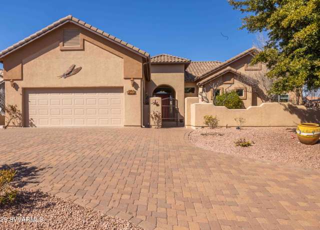 Property at 5670 E La Privada Dr, Cornville, AZ 86325, 3 beds, 3.5 baths