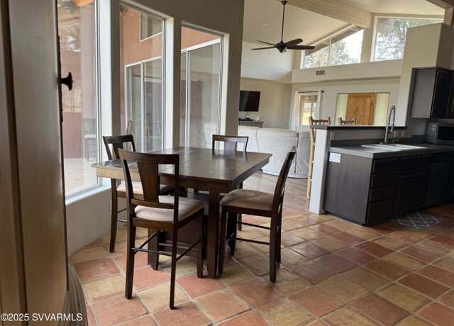 Property at 984 Alvey Ln, Cornville, AZ 86325, 3 beds, 2.5 baths