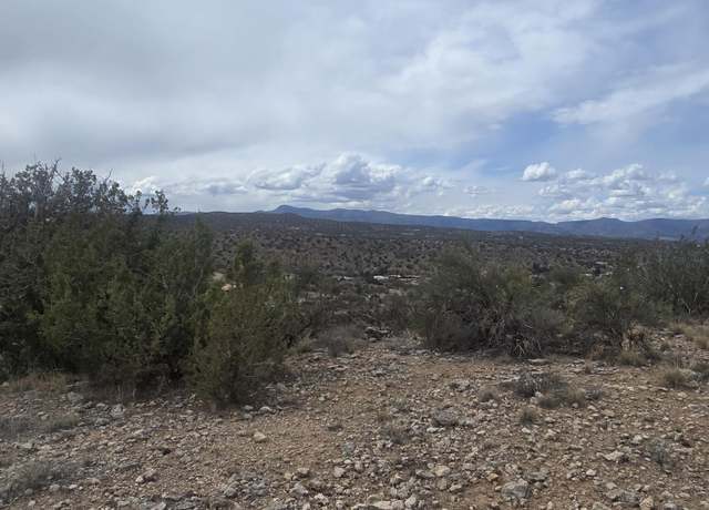 Property at 4430 E Geronimo Rd, Rimrock, AZ 86335