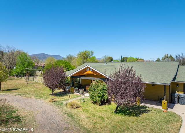 Property at 312 W Hereford Dr, Camp Verde, AZ 86322, 4 beds, 3 baths