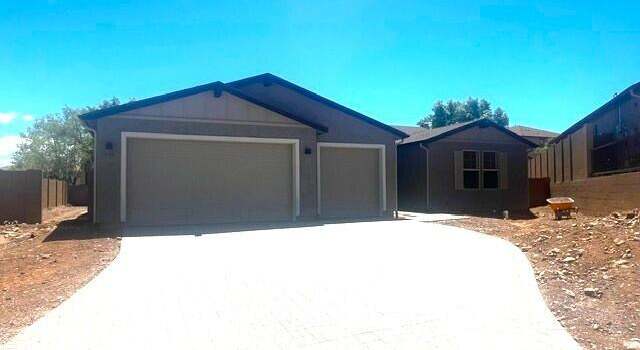 Photo of 801 Flat Iron Rd, Clarkdale, AZ 86324