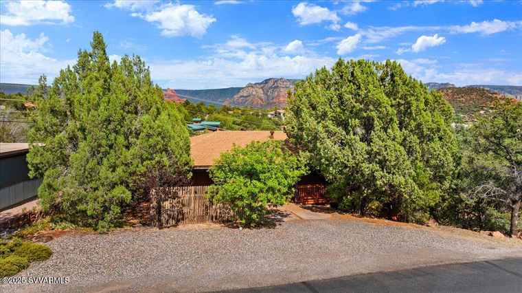 Photo of 190 Mountain Shadows Dr Sedona, AZ 86336