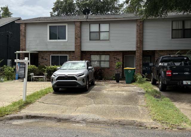 Property at 616 Virginia Oak Ct, Fort Walton Beach, FL 32548, 2 beds, 1.5 baths