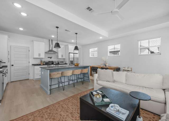 Property at 515 N C St, City Of Pensacola, FL 32501, 3 beds, 2 baths