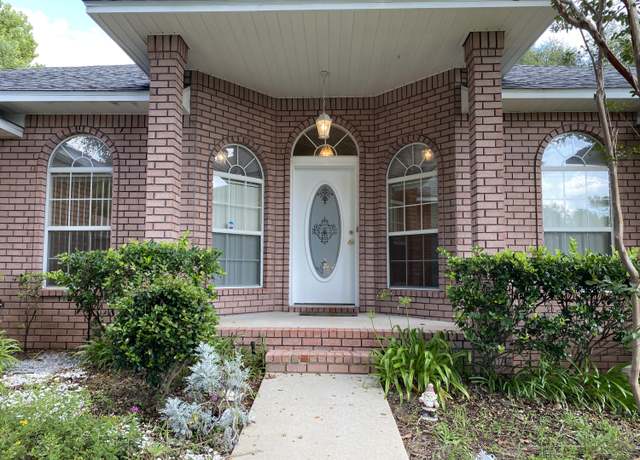 Property at 515 Vulpes Sanctuary Loop, Crestview, FL 32536, 4 beds, 3 baths