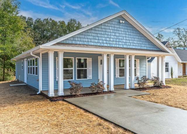 Property at 6161 Old Hickory Rd, Crestview, FL 32539, 3 beds, 2 baths