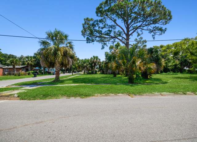 Property at 900 S I St, Pensacola, FL 32502