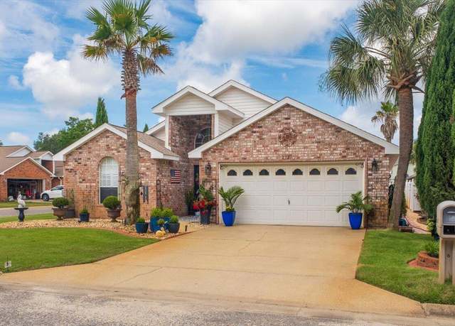 Property at 2921 Hidden Bay Blvd, Navarre, FL 32566, 3 beds, 2 baths