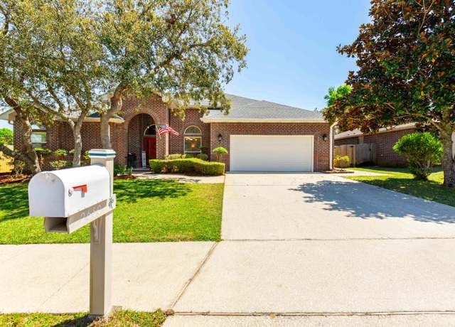 Property at 2650 Stormy Cir, Navarre, FL 32566, 3 beds, 2 baths