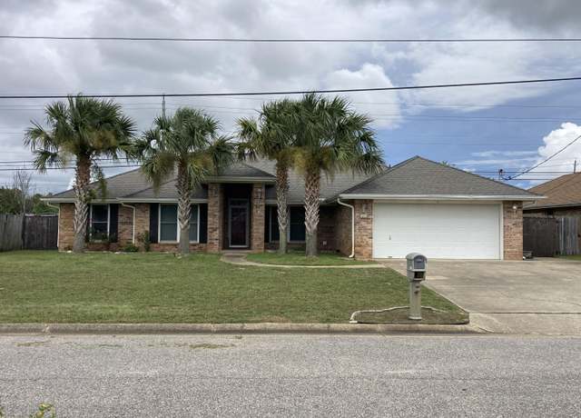 Property at 7630 Marthas Way, Navarre, FL 32566, 4 beds, 2 baths