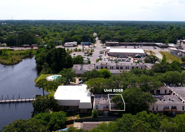 Property at 210 Pelham Rd Unit 205B, Fort Walton Beach, FL 32547, 2 beds, 1 bath