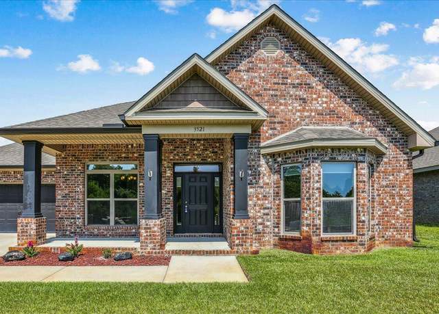 Property at 3521 Turquoise Dr, Navarre, FL 32566, 5 beds, 3 baths
