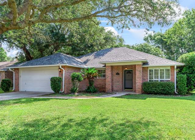 Property at 2742 Riverside Landing Dr, Navarre, FL 32566, 3 beds, 2 baths