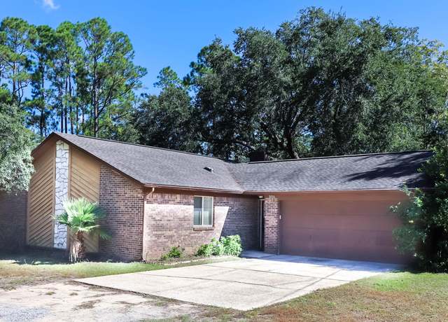 Property at 3076 N 36th Ave, Milton, FL 32583, 3 beds, 2 baths