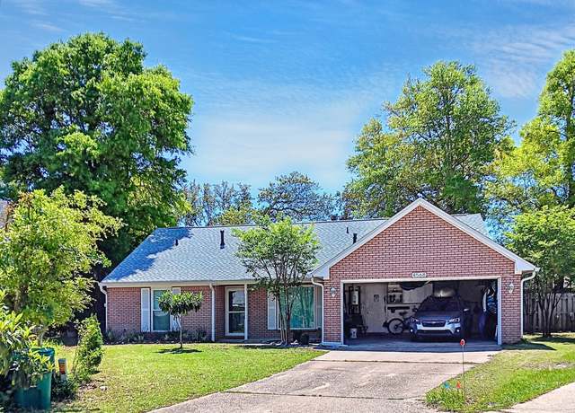 Property at 4568 Kate Ct, Niceville, FL 32578, 3 beds, 2 baths