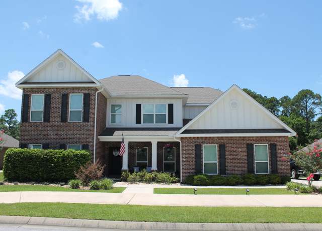 Property at 9527 Pebble Stone Dr, Pensacola, FL 32526, 5 beds, 4 baths