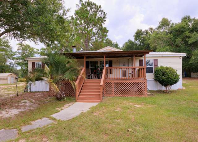 Property at 5337 Carousel Ln, Crestview, FL 32539, 3 beds, 2 baths