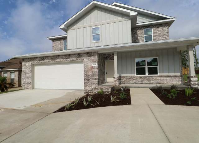 Property at 2041 Grayson Dr, Navarre, FL 32566, 5 beds, 3.5 baths