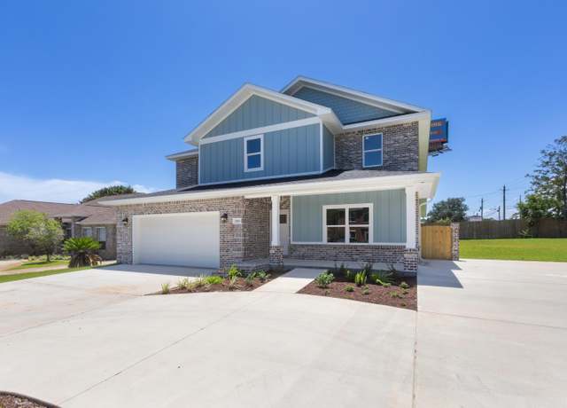 Property at 2041 Grayson Dr, Navarre, FL 32566, 5 beds, 3.5 baths
