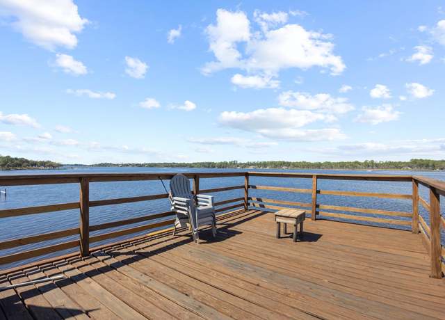 Property at 7854 Sleepy Bay Blvd, Navarre, FL 32566, 4 beds, 3 baths
