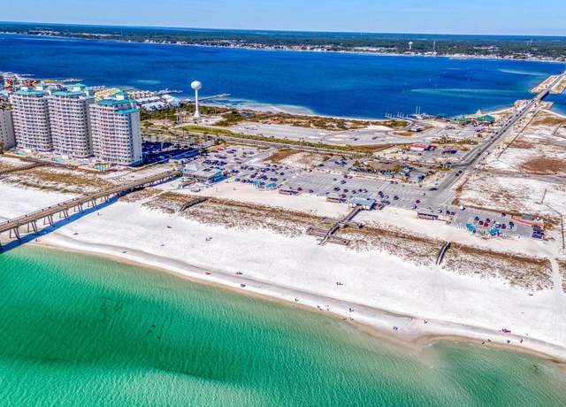 Property at 8522 Gulf Blvd Apt 36, Navarre, FL 32566, 2 beds, 2 baths