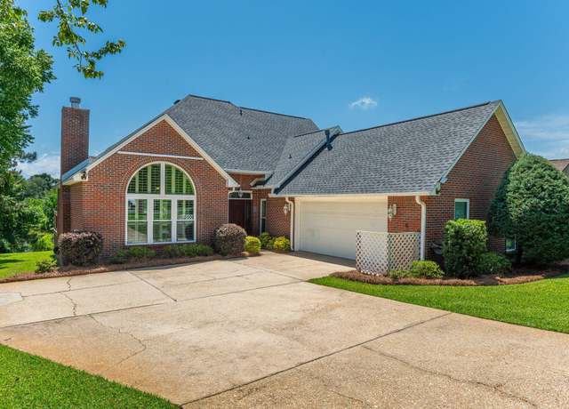 Property at 241 Antiqua Way, Niceville, FL 32578, 4 beds, 2.5 baths