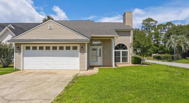 Photo of 3240 Birdseye Cir, Gulf Breeze, FL 32563
