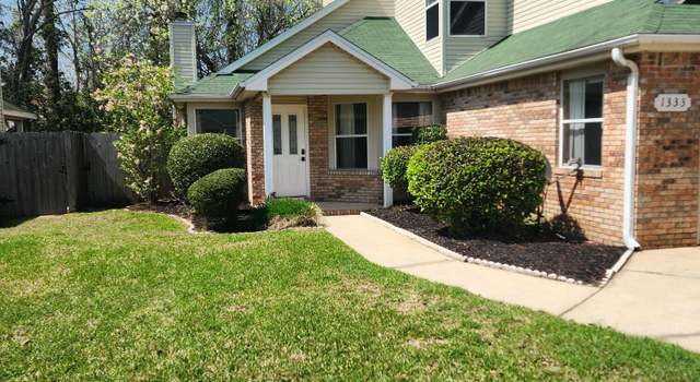 Photo of 1333 White Blossom Ln, Fort Walton Beach, FL 32547